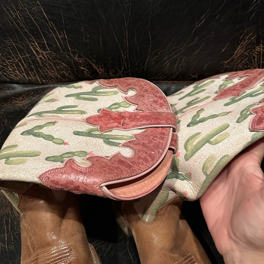 Boots - Picture 2 of 3